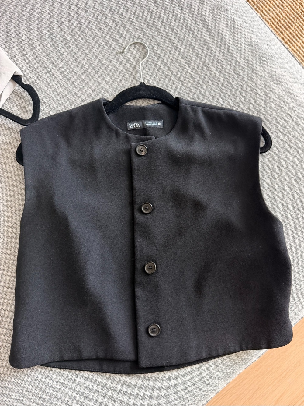 ZARA Black Button-Front Vest Jacket
